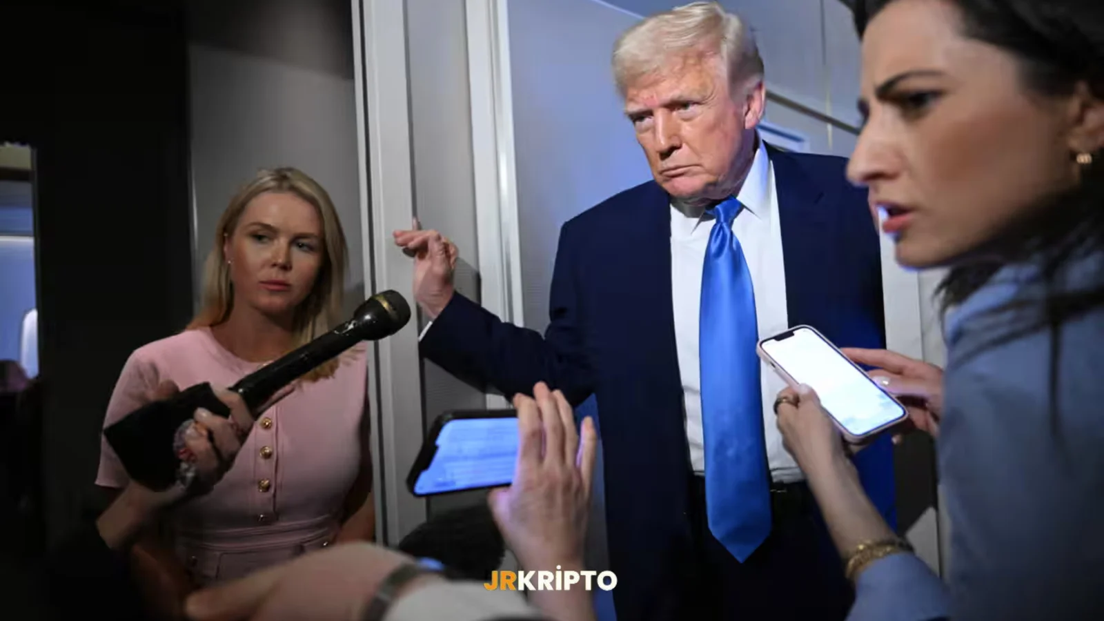 Trump’tan Gümrük Vergileri ve Küresel Ticaret Üzerine Sert Mesajlar: Yeni Dönemin Başlangıcı mı?